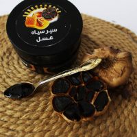 سیر سیاه عسل